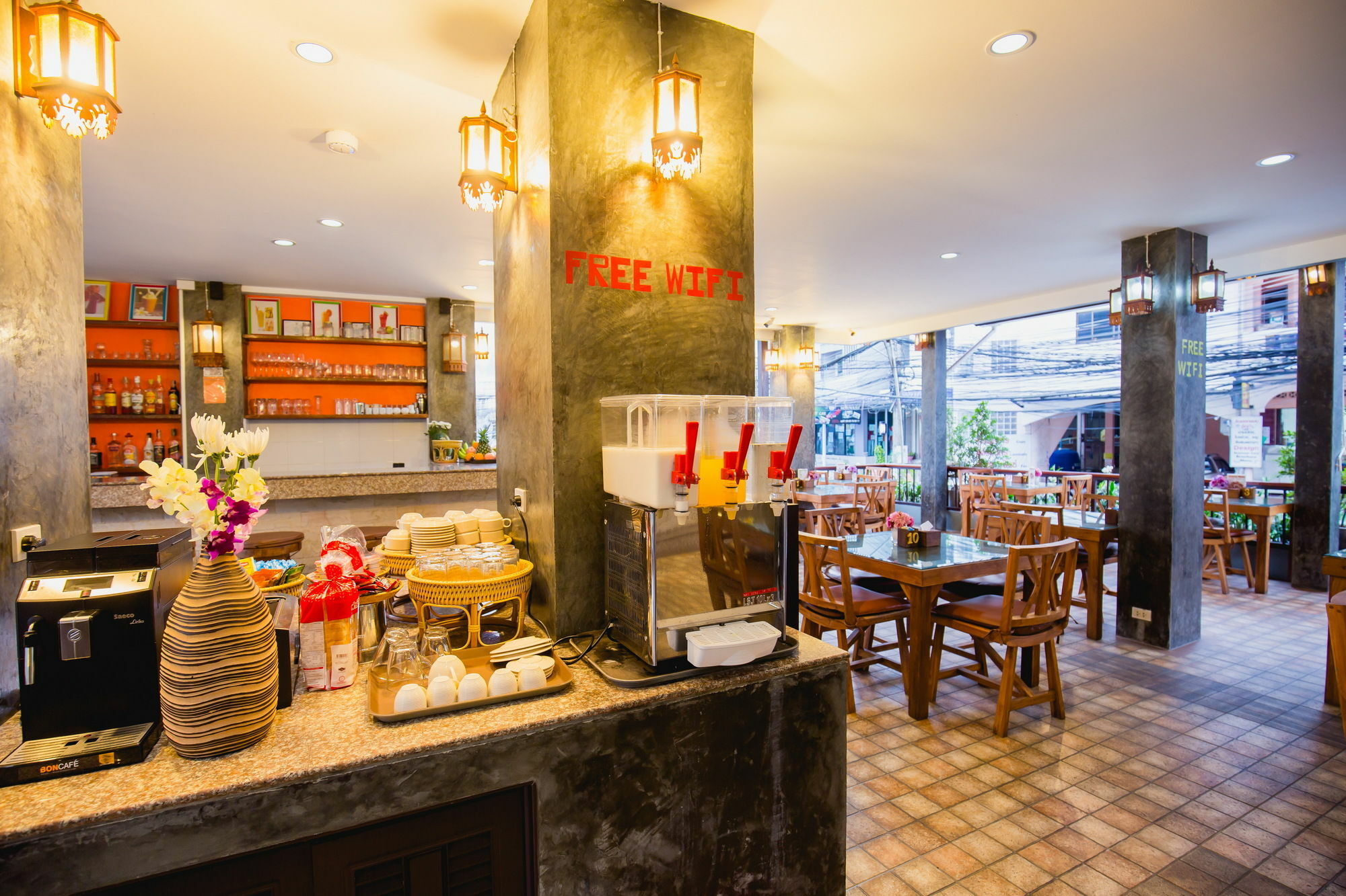Chusri Hotel Patong Dış mekan fotoğraf